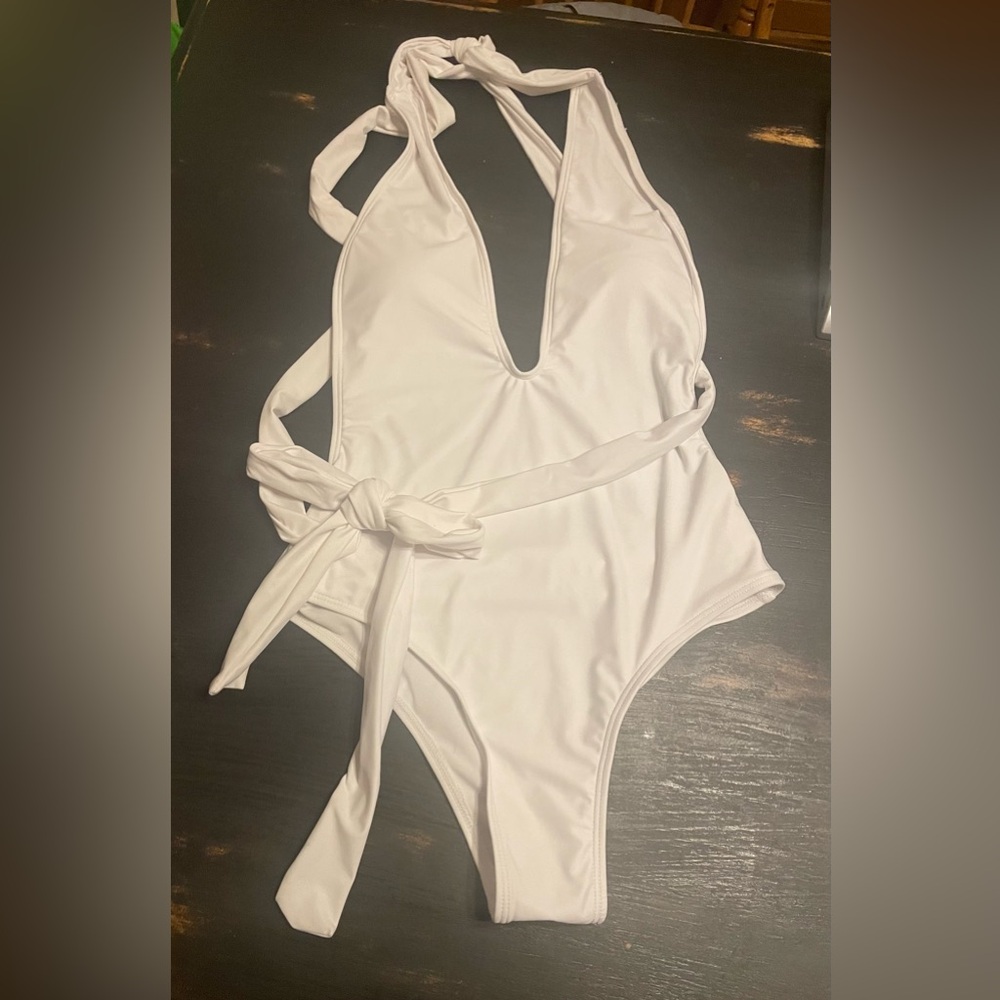 Sexy Plunge V neck White small swimsuit nwot